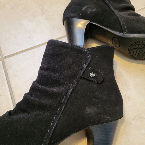 Naturalizer Aqua College - Isabel 2 Suede Black Leather. Size 6.5M - Picture 5 of 8